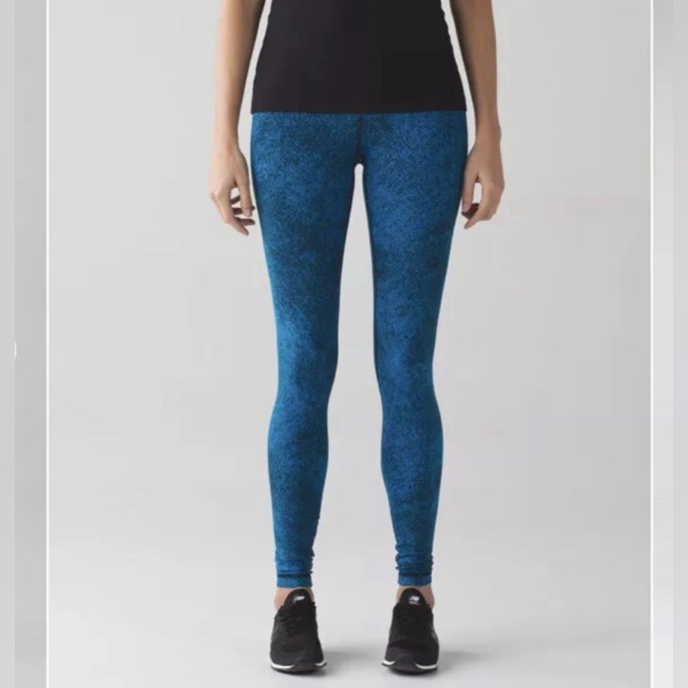 Lululemon Sz 4 Luon Spray Jacquard Shocking Blue Black Wunder Under Pant III MC6